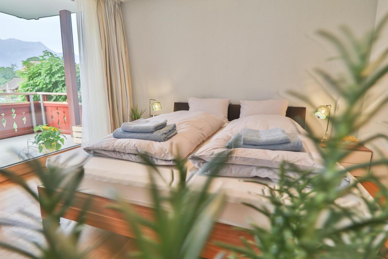 Seehaus Lake View 3-Bedroom Apartment Iseltwald Eksteriør billede